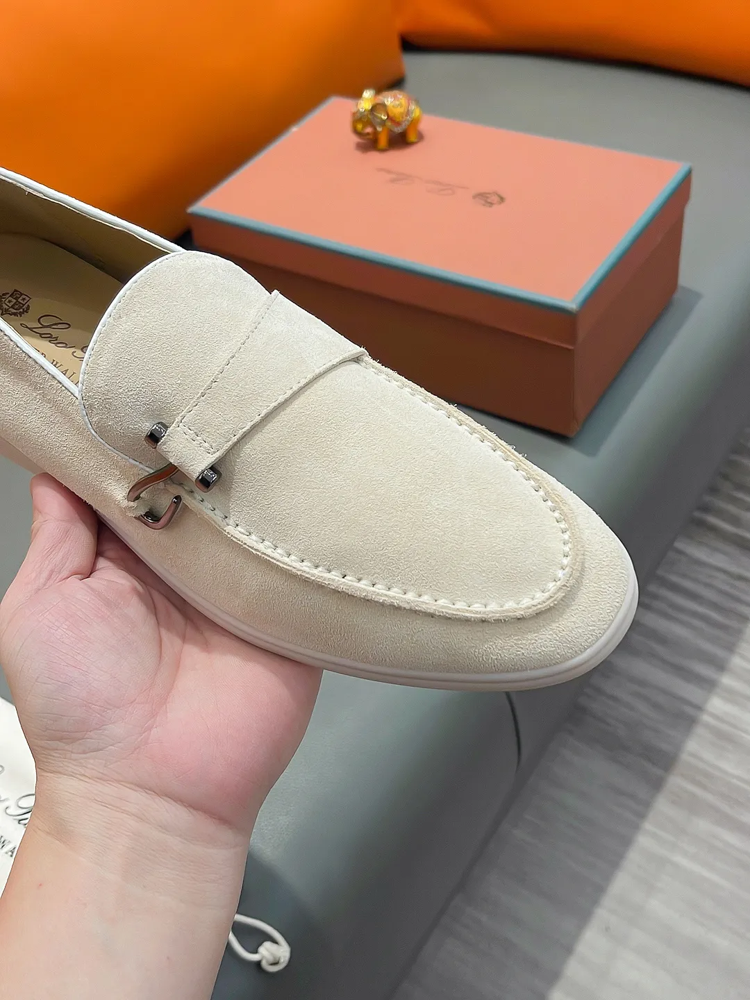 Men's shoes LORO PIANA "LP" P420 Regular size: 38-44 (casual shoes) Product materials: Selected high-mercerized suede upper, comfortable sheepskin lining; original outsole.